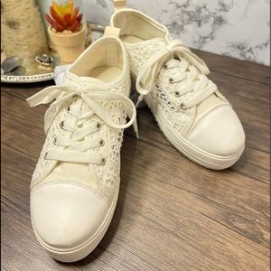 DK Sport Kieve White Lace Chunky Sneakers Size 6 (38)